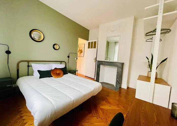 Le 52 - Appartement Haut De Gamme Plein Centre Lille - Parking